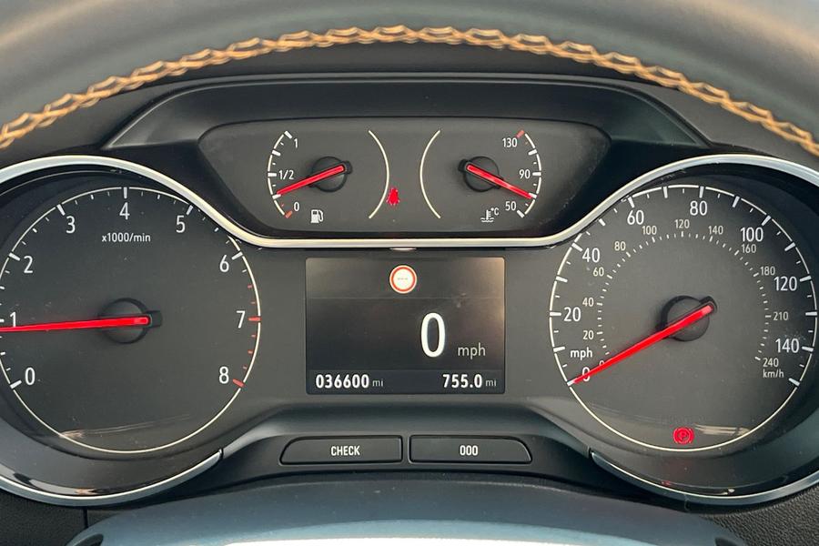 Vauxhall CROSSLAND X Photo autoimg-e92212232deefaf6de23fa361ecc59af4d6f8cd4.jpg
