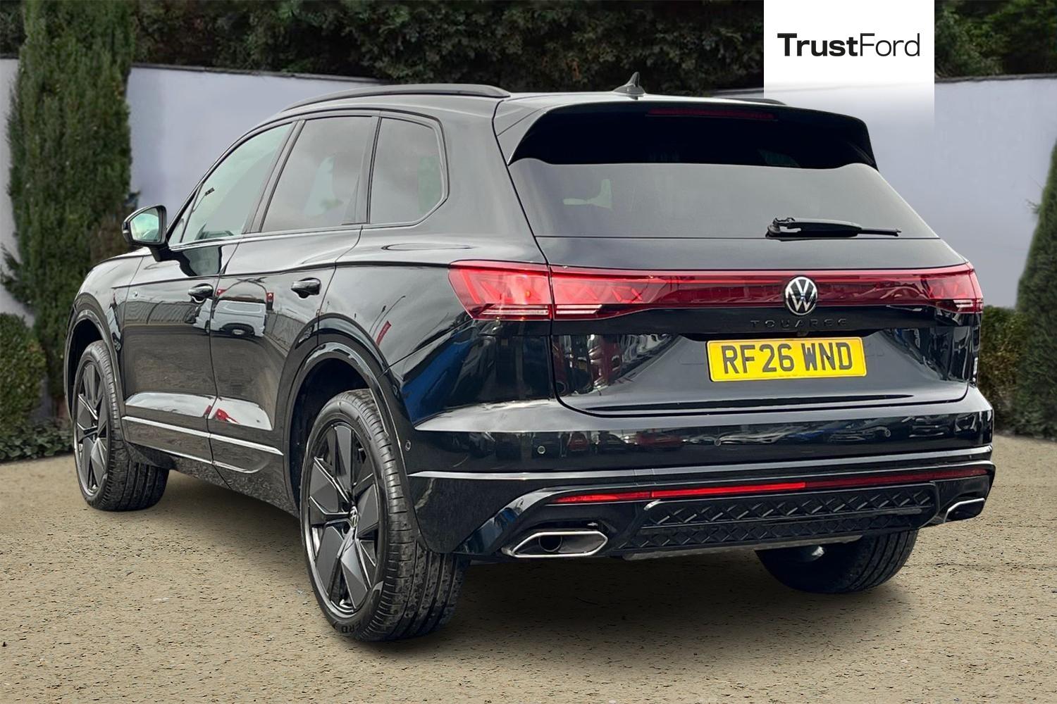 Volkswagen TOUAREG Photo 1