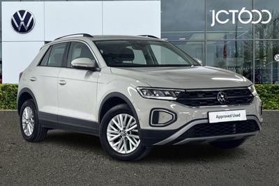 2023 VOLKSWAGEN T-Roc Life 1.5 TSI 150PS 7-speed DSG 5 Door at JCT600