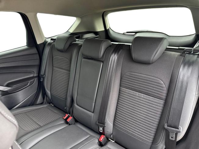 FORD Kuga Photo 9