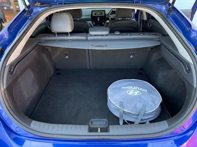 HYUNDAI Ioniq Photo 12