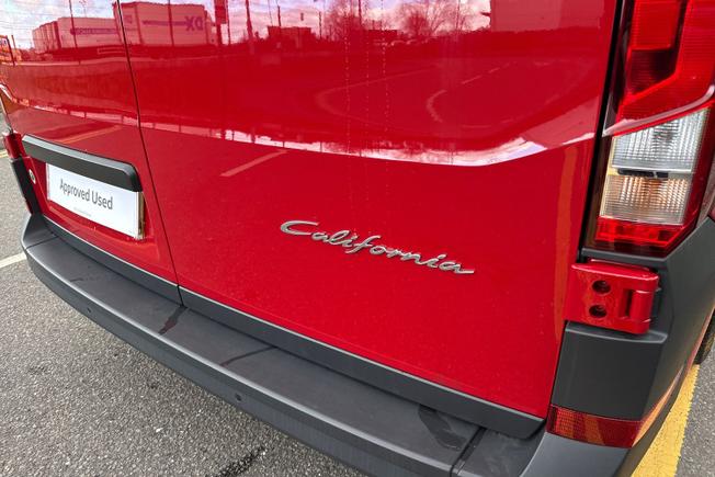 VOLKSWAGEN Grand California Photo 30