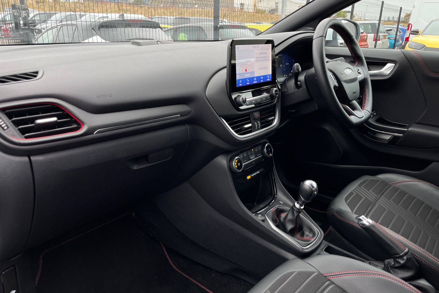 Ford PUMA Photo 17