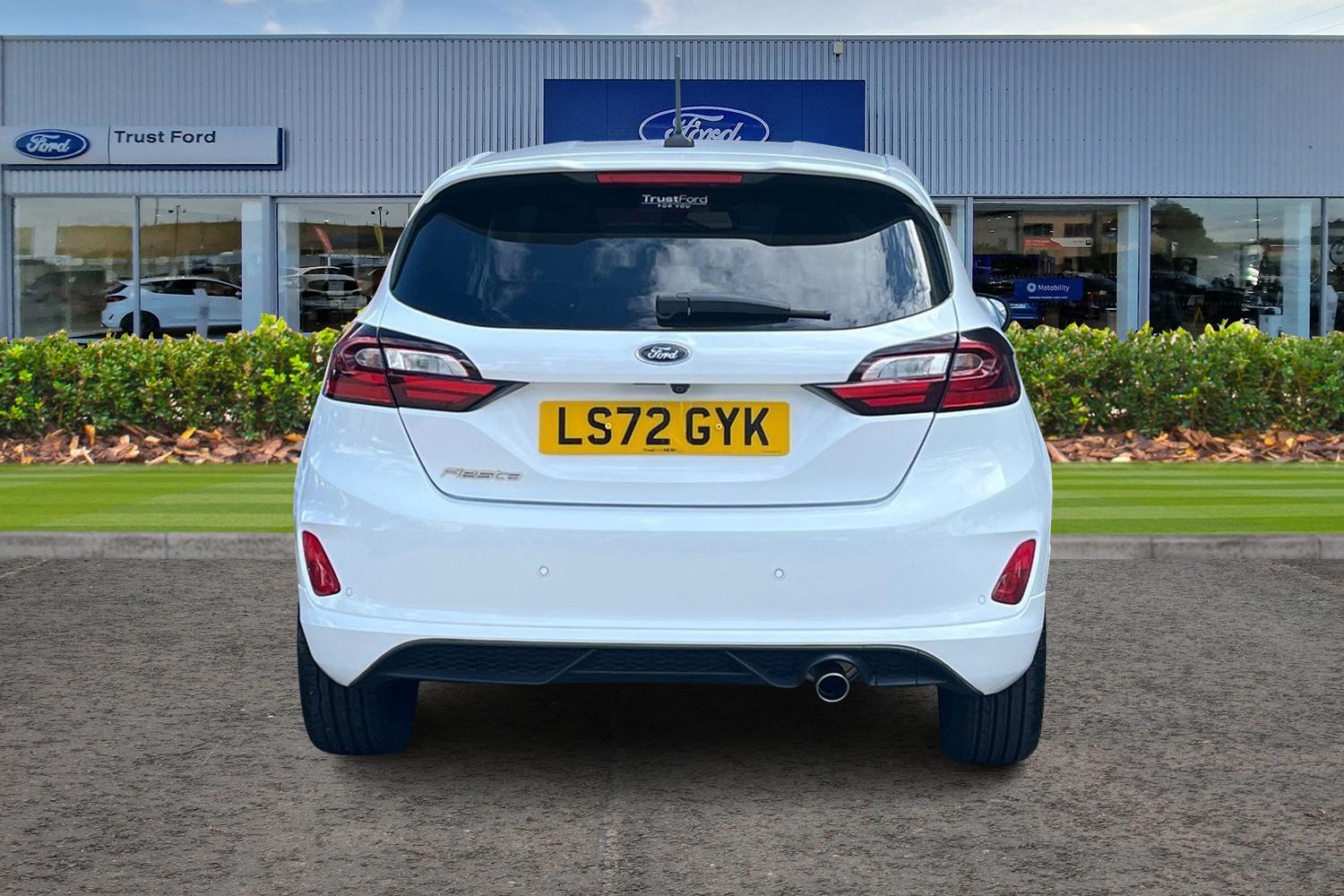 Ford Fiesta Photo 6