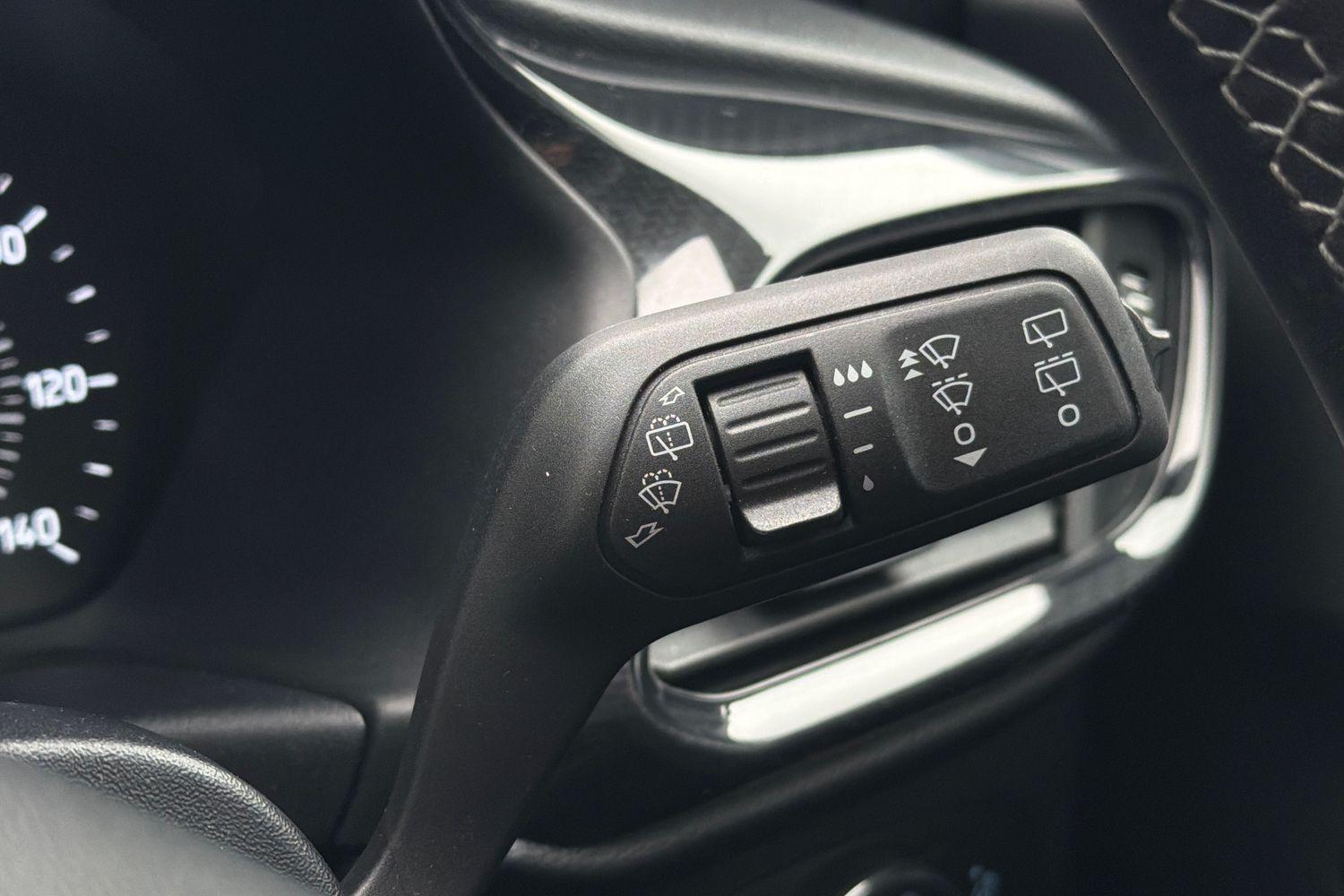 Ford PUMA Photo 14