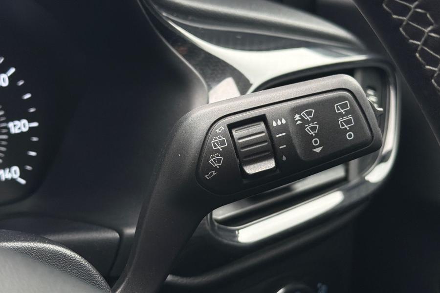 Ford PUMA Photo autoimg-e93739a04c5d0660a302d7e4c442c0095f11f412.jpg