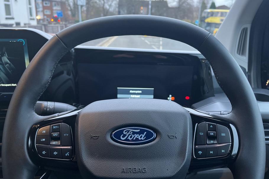 Used Ford TRANSIT CUSTOM 9