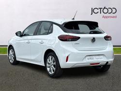 VAUXHALL Corsa Photo 3