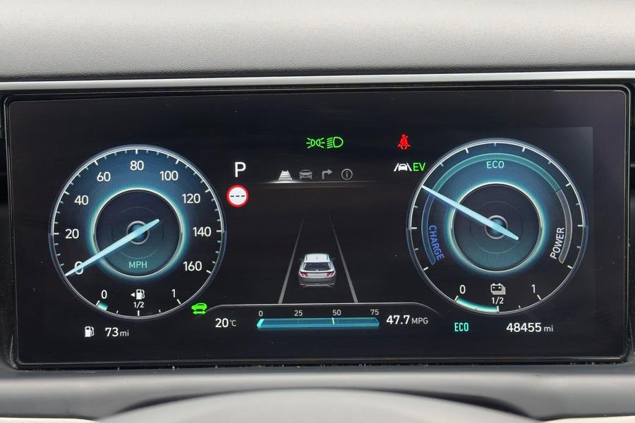 Hyundai Tucson Photo autoimg-e93f68b1eea55fd4f9832f99f13e64817a59f68e.jpg