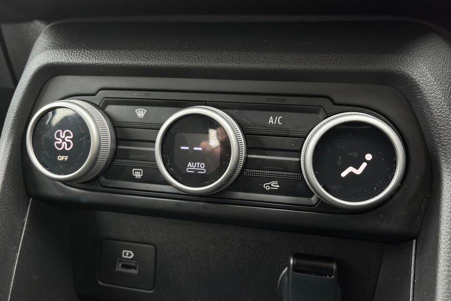 Dacia Sandero Stepway Photo autoimg-e941316dcfe3a19e9b1a331a9bce14e2f833c76a.jpg