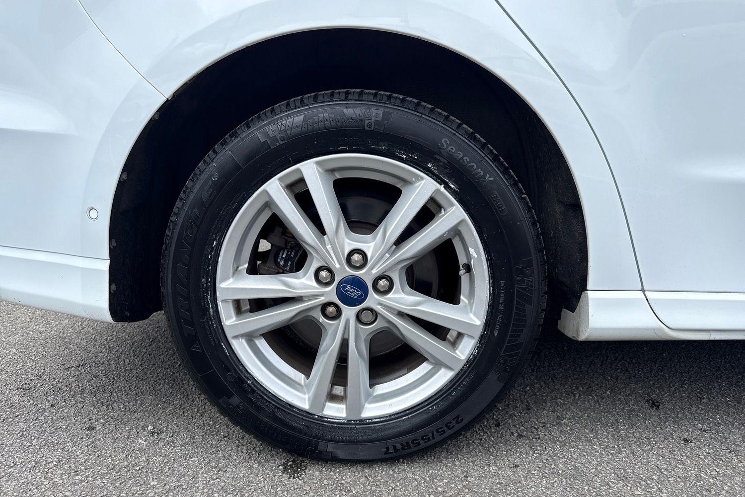 Ford S-MAX Photo 7
