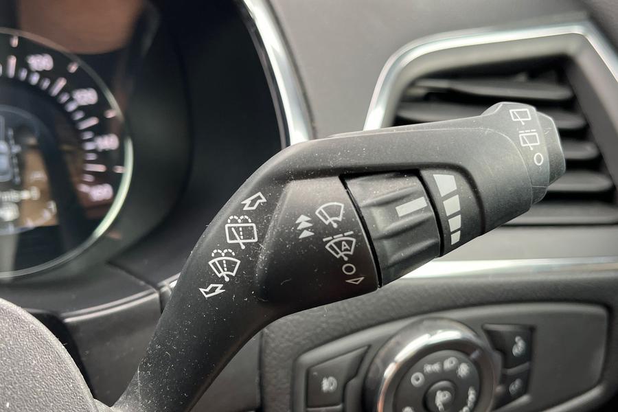 Ford S-Max Photo autoimg-e9442684ba60ffa9408329f95bbd47e79759c4e1.jpg