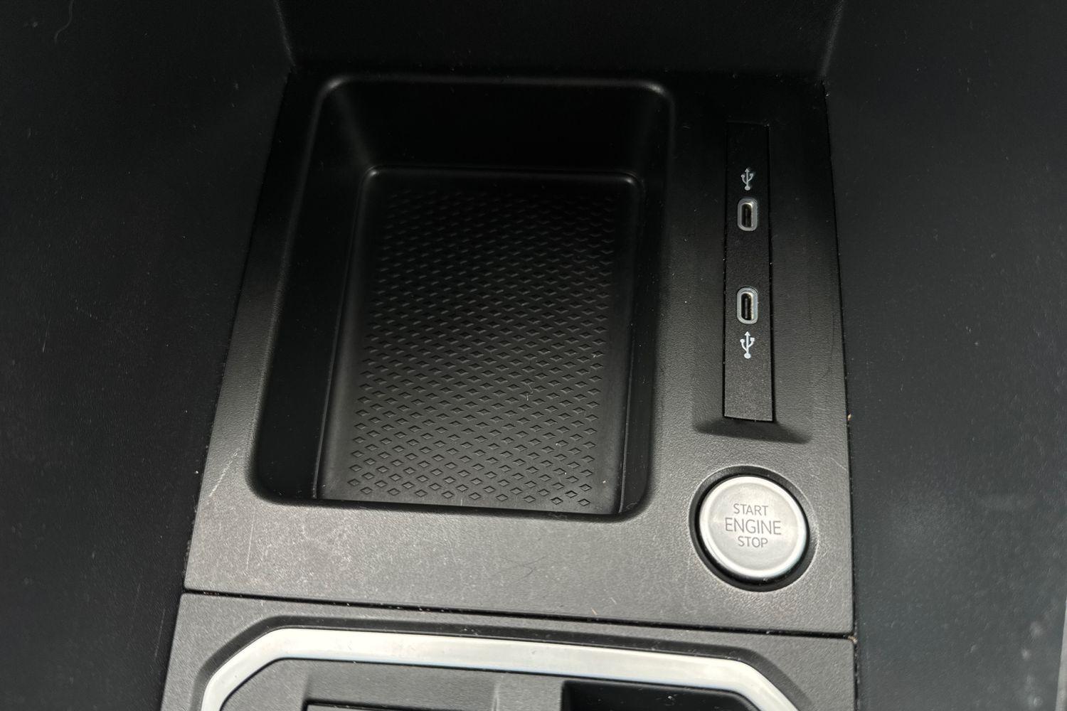 Ford TOURNEO CONNECT Photo 38