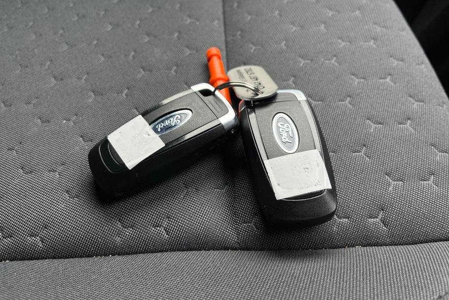 Used Ford Transit Custom YO25URB 35