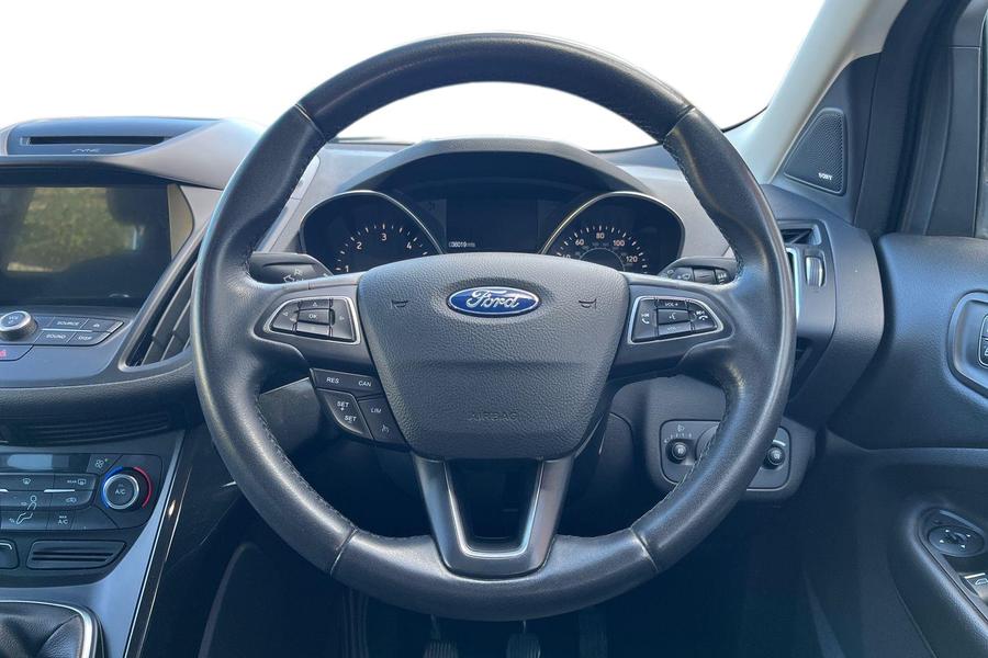 Ford KUGA Photo autoimg-e9485f1239951889e967ed1892331980448c0799.jpg