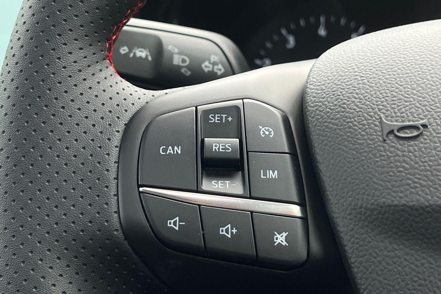 Ford Focus Photo 37
