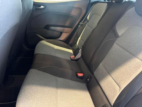 Renault CLIO Photo autoimg-e9504c33473e5c6f14ad779a94bc0a0cb9a42ec7.jpg