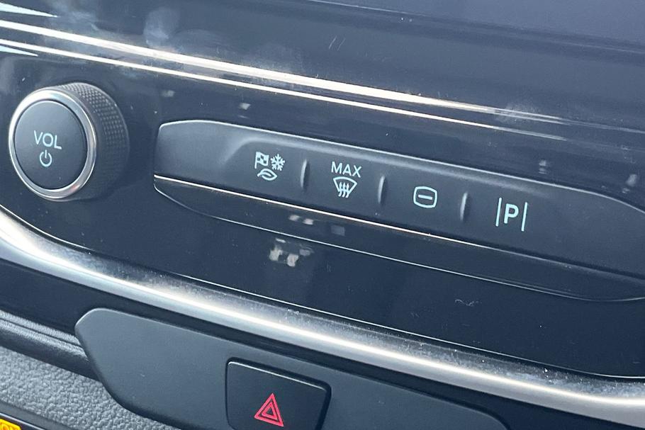 Used Ford E-TRANSIT 27