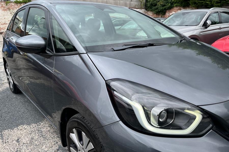 Honda JAZZ Photo autoimg-e95546419c50b3a81e43c3d48771185d6f356448.jpg