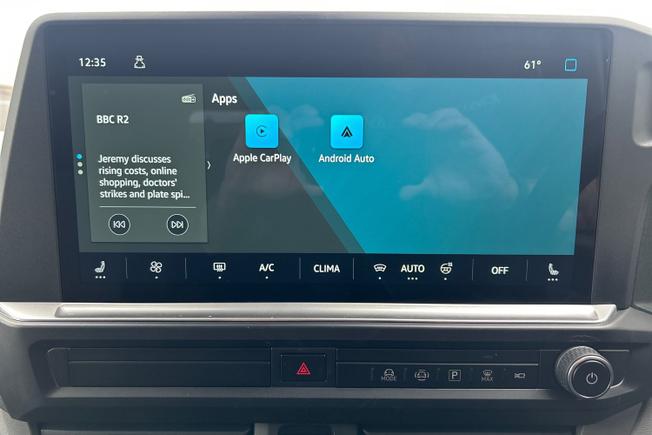 VOLKSWAGEN e-Transporter Photo 37