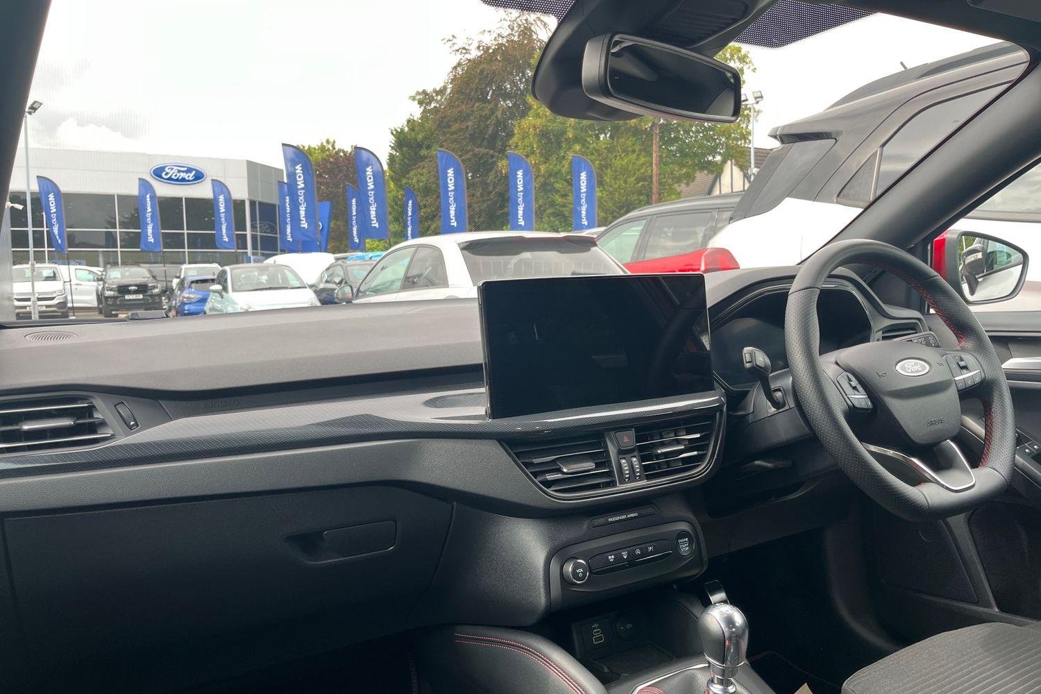 Ford FOCUS Photo 17