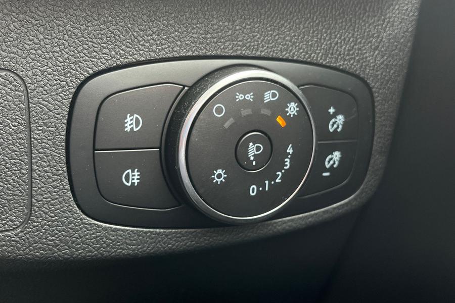 Ford Focus Photo autoimg-e9572dc4312ecb1063bb59729c48664df54bf8a1.jpg