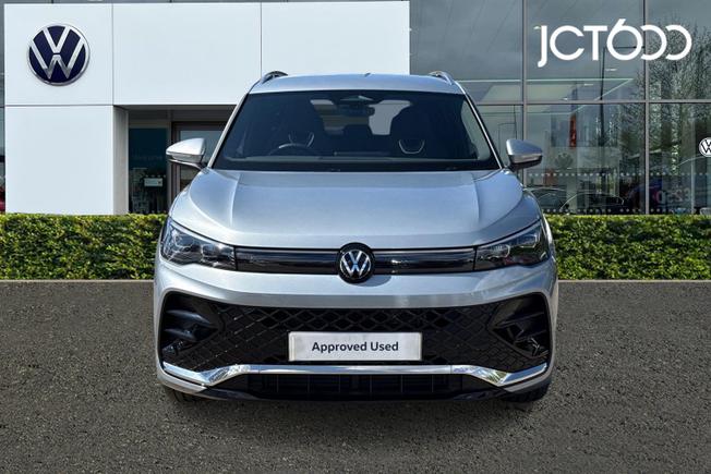 VOLKSWAGEN Tiguan Photo 8