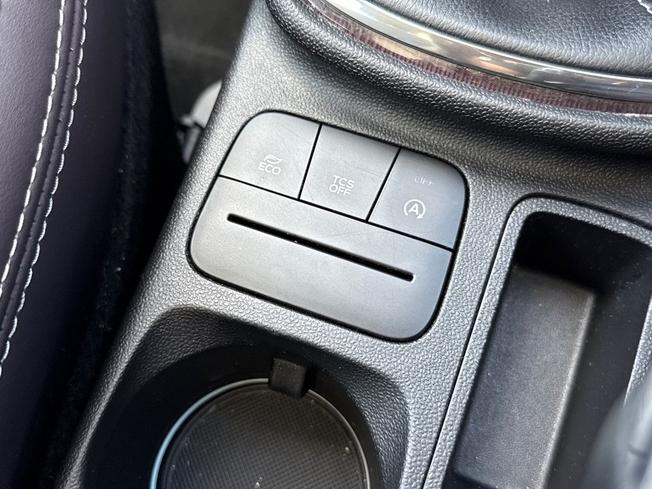 Ford Fiesta Photo 35