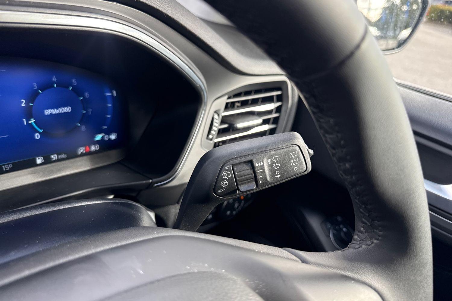 Ford FOCUS Photo 14