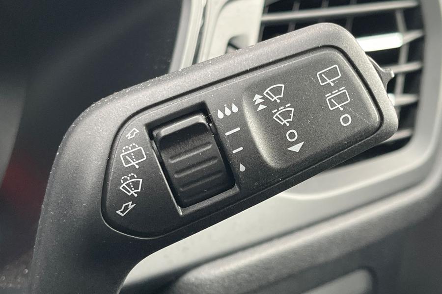 Ford KUGA Photo autoimg-e9668c4a0de572426c8eaaea677daf80d4bb0719.jpg