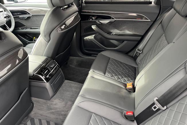 AUDI A8 Photo 25