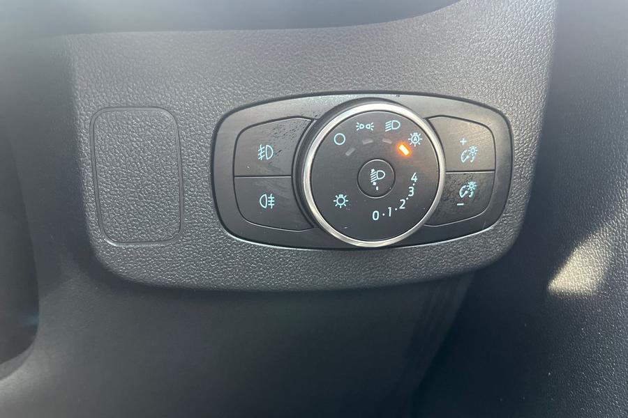 Ford PUMA Photo autoimg-e96eb8abbbb201e983ceb64eec5351ad8ef7a3ad.jpg