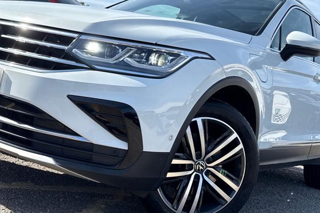 VOLKSWAGEN Tiguan Photo 50