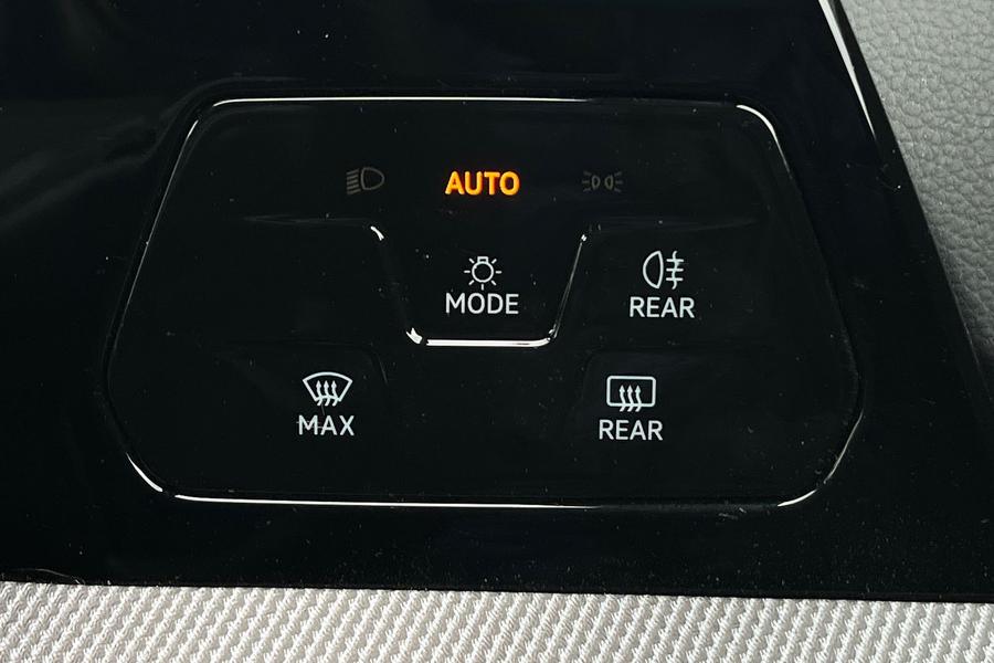 Volkswagen GOLF Photo autoimg-e971c2c303a20226eb8b2d442041e1fd1f758dd2.jpg