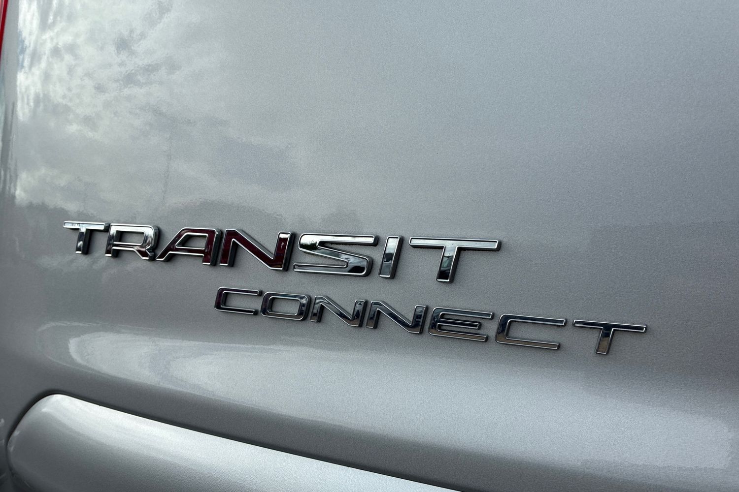 Ford TRANSIT CONNECT Photo 19