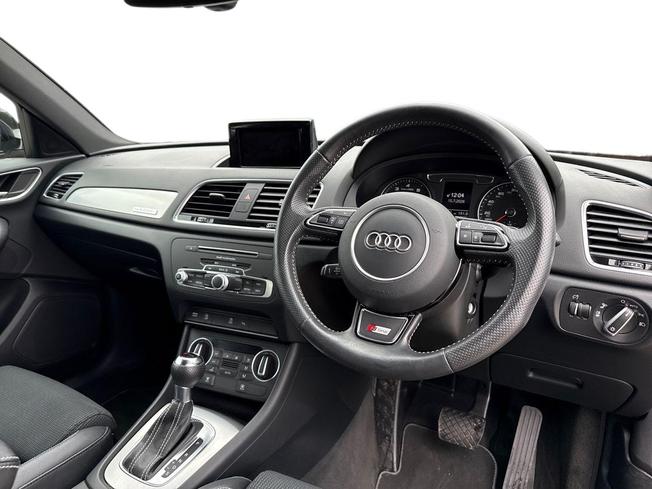 Audi Q3 Photo 6