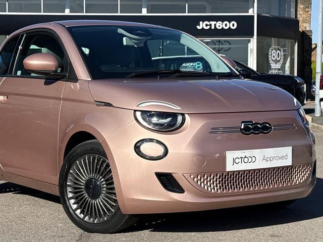 FIAT 500e Photo 23