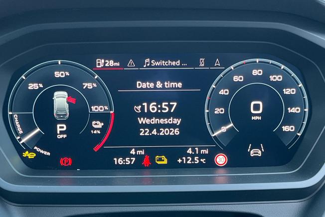 AUDI Q4 E-Tron Photo 15