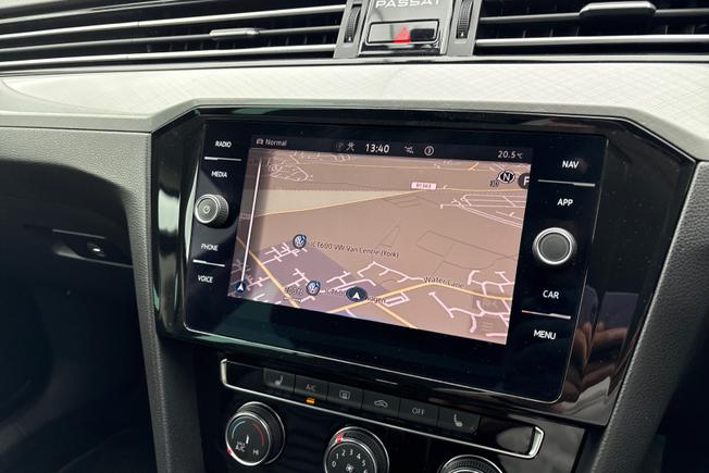 Volkswagen Passat Photo 14