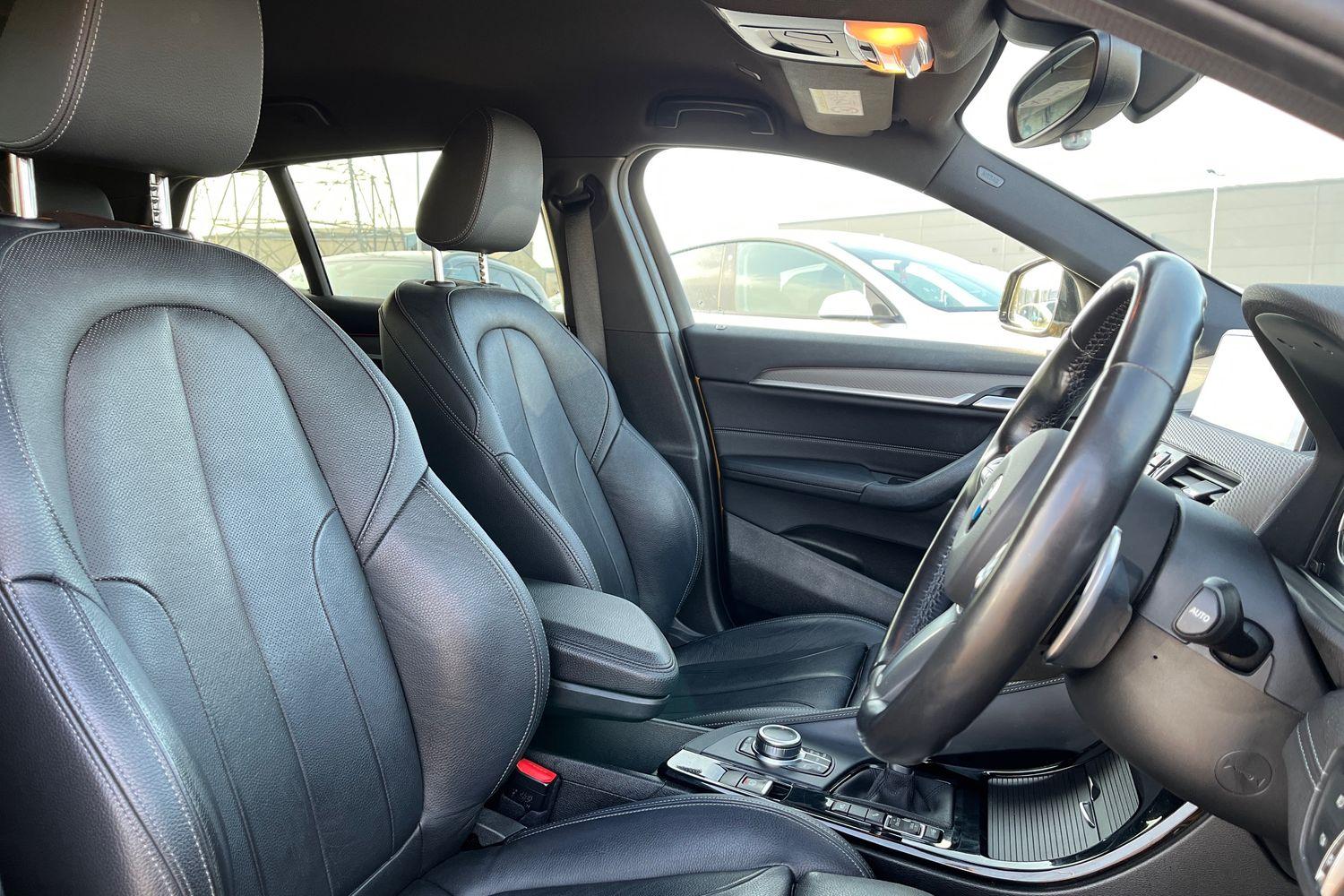 BMW X2 Photo 16