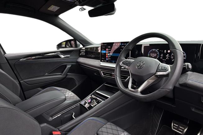 VOLKSWAGEN Tiguan Photo 6