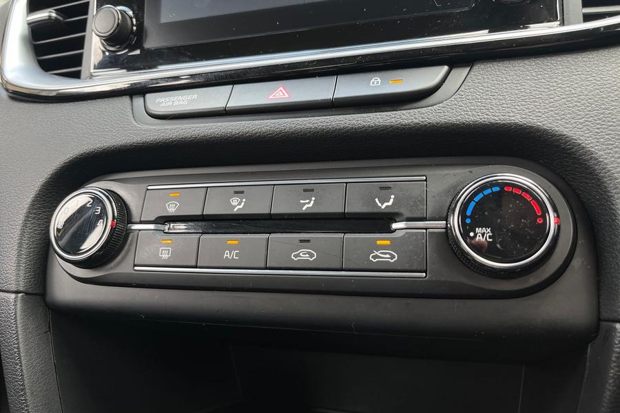 Kia XCEED Photo autoimg-e98094aa86269ccb74e171143a8c607141faad23.jpg