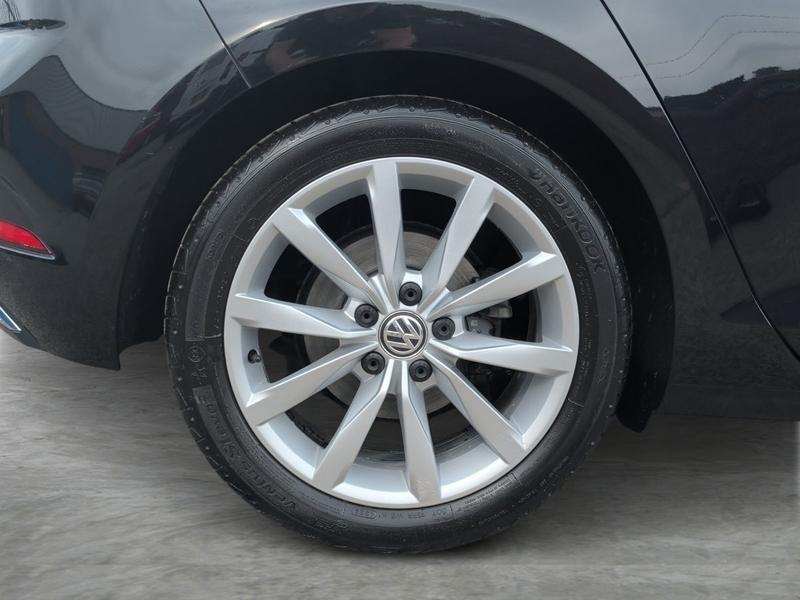 Used Volkswagen Golf NY19PXJ 9