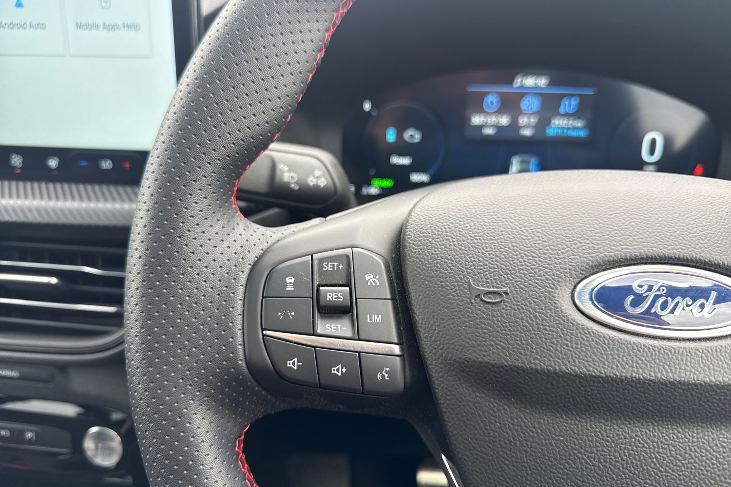 Ford KUGA Photo 31