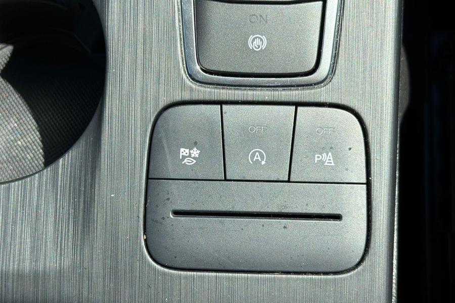 Ford KUGA Photo autoimg-e98cfde7a43c21bf3f2e9292807c49e74994eec4.jpg