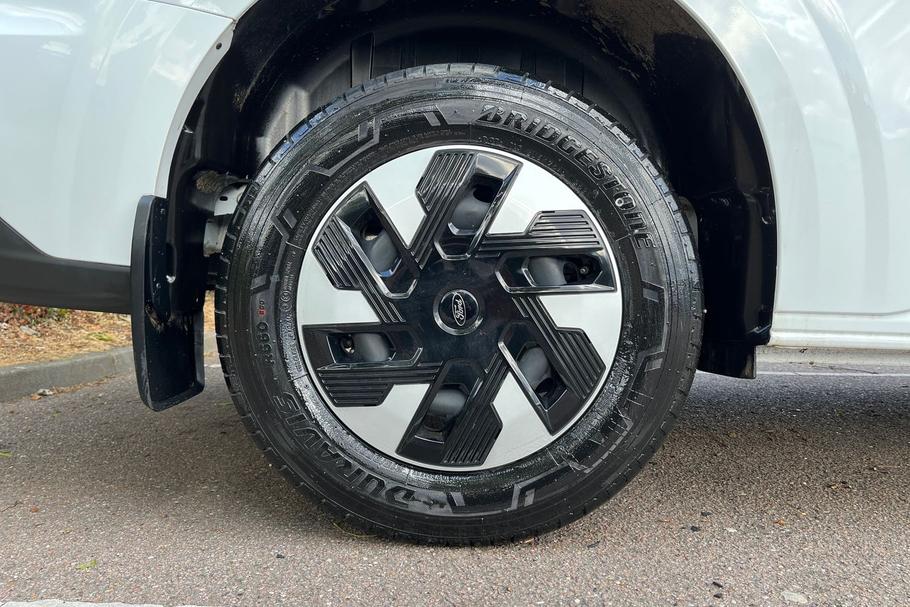 Used Ford E-TRANSIT CUSTOM HT74EHW 24