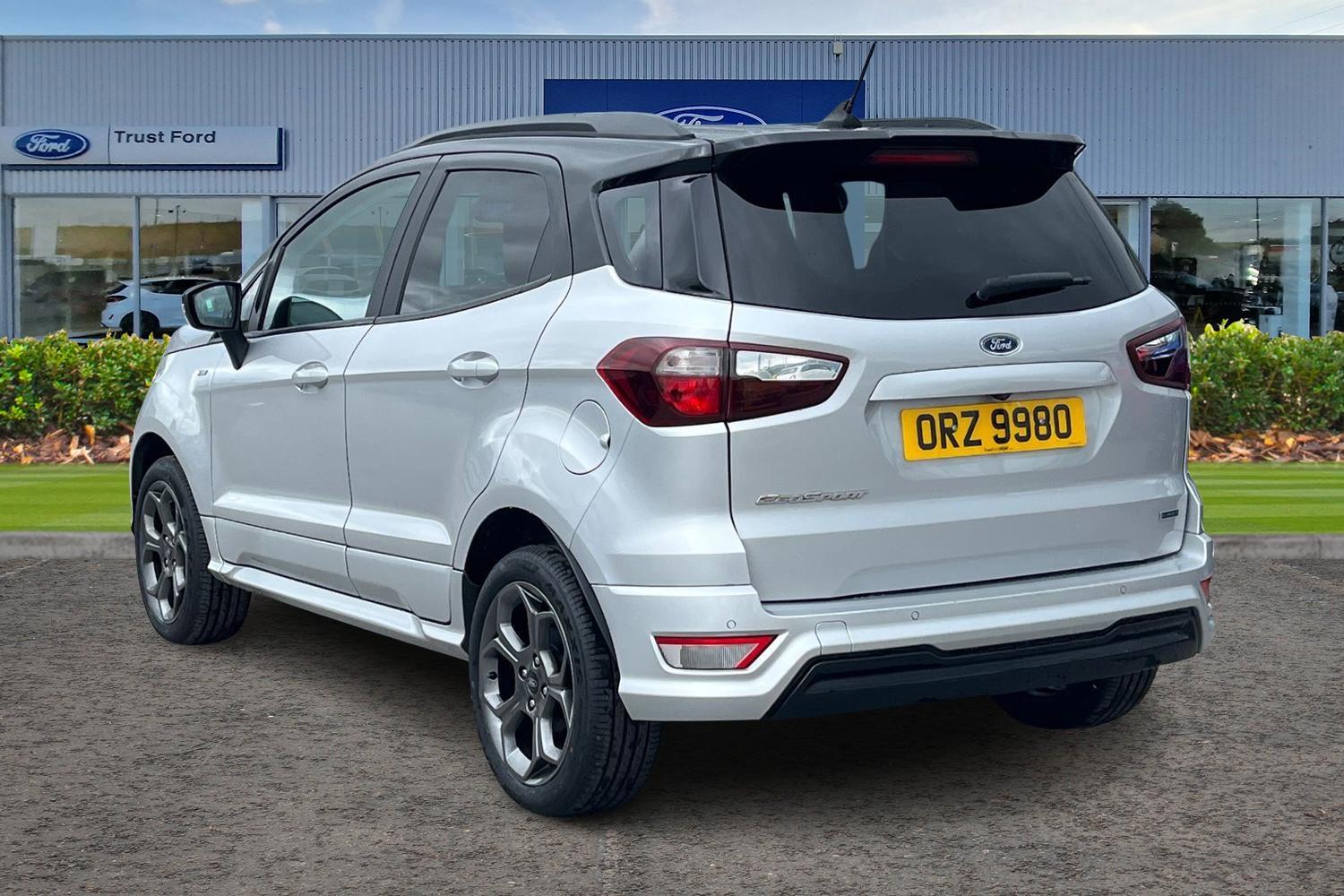 Ford ECOSPORT Photo 1