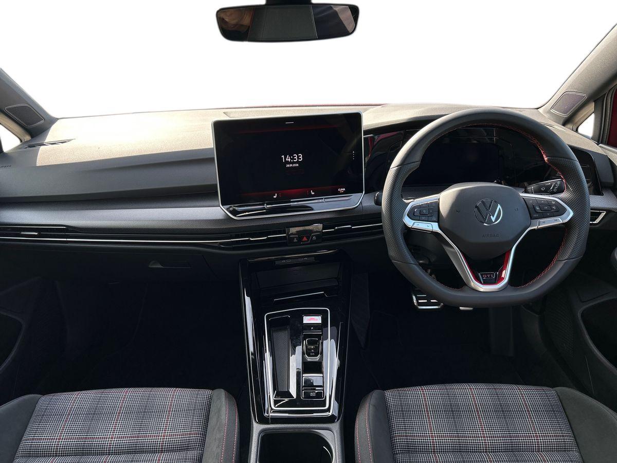 Volkswagen Golf Photo autoimg-e99bba111b10c4d8893ed0928d85ead0701ad6dd.jpg