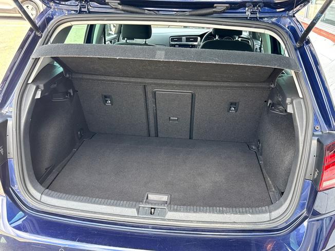 VOLKSWAGEN Golf Photo 12
