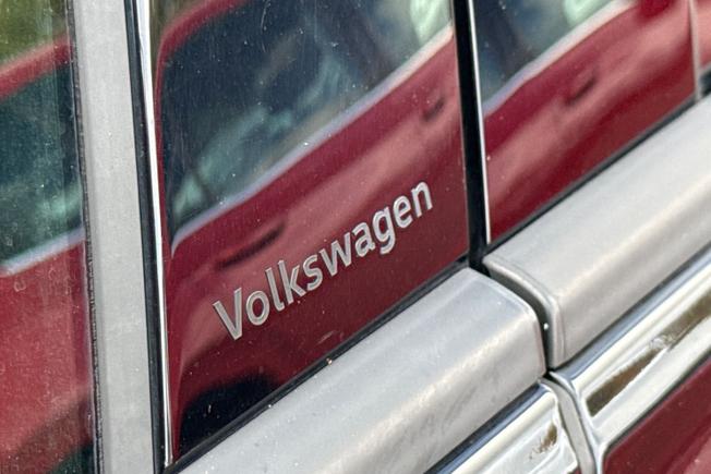 VOLKSWAGEN Golf Photo 25